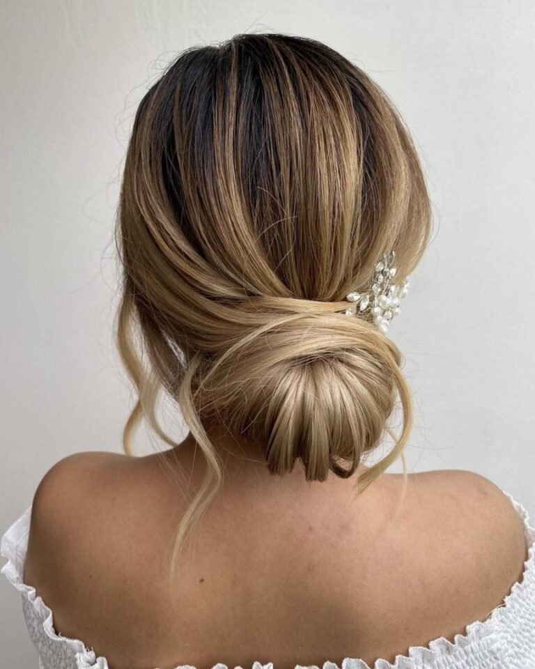 The Best Hairstyles for Highlighted Hair